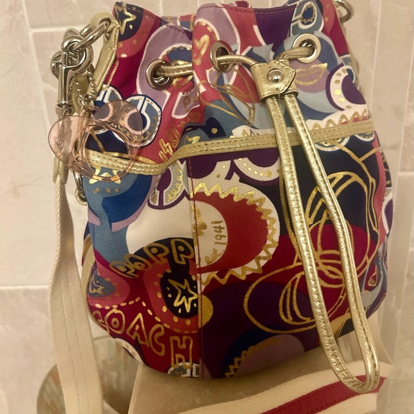 Coach Vintage Poppy Graffiti Shoulder Bag - Picture 6 of 12